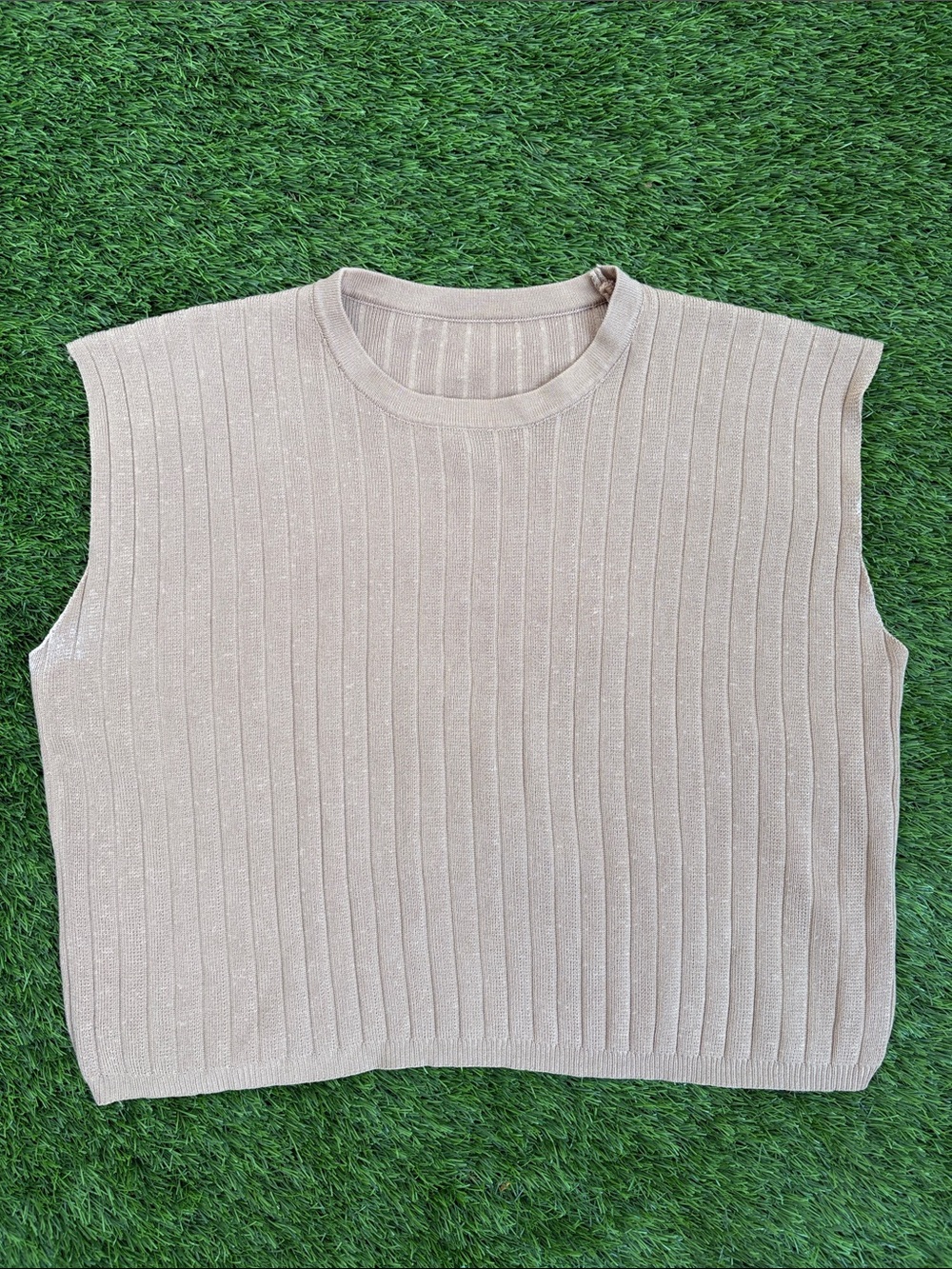 Men's Ribbed Crewneck Sleeveless Sweater Vest - Light Beige streetwear japan